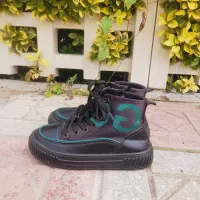 کفش بوت و نیم بت دخترانه در حد نو|کفش و لباس بچه|رشت, عینک|دیوار