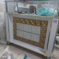 میز پیشخوان و قفسه مانکن رگال