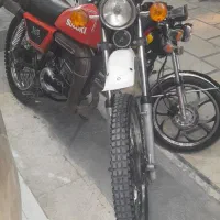 سوزوکیTS125