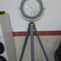 ساعت ۳پایه رنگ طوسی سالم فروشی