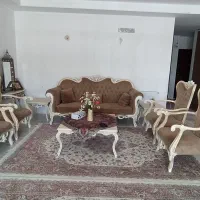 مبل کلاسیک هفت نفره با عسلی