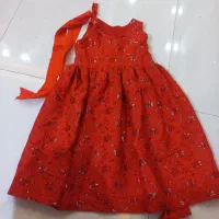 دو عدد لباس بچه برای ۳ و ۴ ساله تا ۵ سال  میپوشه|کفش و لباس بچه|تهران, شهرک هما|دیوار