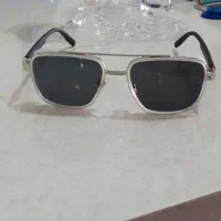 عینک آفتابی Emporio armani|زیورآلات و اکسسوری|پرند, فاز ۵|دیوار