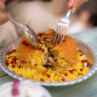 استخدام پیک موتوری شیفت روز و شب در بیرون بر