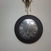 ساعت دیواری