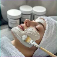 پاکسازی پوست با متریال برند