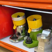 آب هویج گیری سانتوس هلال آب مرکبات گیری|کافیشاپ و رستوران|تهران, اتحاد|دیوار