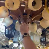 لوستر  ۶ شاخه چوبی با حباب نوری زیر .|لوستر و چراغ آویز|چالوس, |دیوار