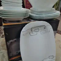 سرویس ۲۶ پارچه پارس اوپال در حد نو