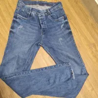 تعدادی شلوار پسرانه 8تا12سال در حد نو