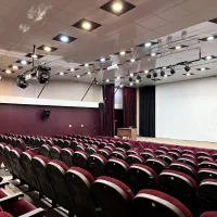 اجاره سالن همایش و تئاتر