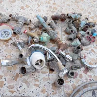 وسایل لوله کشی و زنجیر با میخ طویله و غیره...|ابزارآلات|زابل, |دیوار