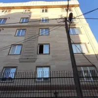 81 متر غرق‌نور دارای آسانسور پارکینگ سند‌تک‌برگ