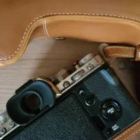 بادی فوجی فیلم ایکس تی فور به همراه لوازم جانبی|دوربین عکاسی و فیلم‌برداری|تهران, مهران|دیوار