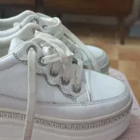 فروش لباس عقد