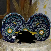 ۶ بشقاب و دو شیرینی خوری کار دست