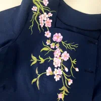 مانتو مجلسی|لباس|قم, بنیاد|دیوار