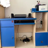 میز تحریر یا کامپیوتر