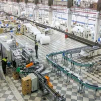 استخدام نیروهای توانمند در تولیدی دستمال کاغذی