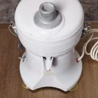 آبمیوه گیری اصل سوئیسی|آبمیوهگیر و آبمرکباتگیر|تهران, مهران (سیدخندان)|دیوار