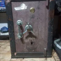 گاو صندوق|ابزارآلات|ایلام, |دیوار