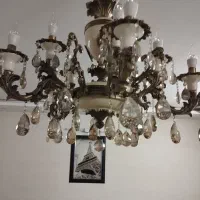 لوستر بسیار تمیز و سالم جنس برنز|لوستر و چراغ آویز|اصفهان, مهدی آباد|دیوار