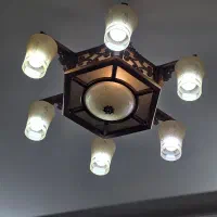 ۲ عدد لوستر + یک عدد رایگان