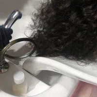 کراتین مو حرفه ای صافی واحیا|خدمات آرایشگری و زیبایی|ابهر, |دیوار