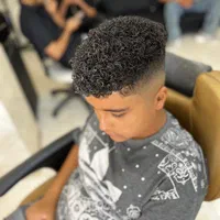 فرمو/فرششماه/فردائم|خدمات آرایشگری و زیبایی|اصفهان, سودان|دیوار