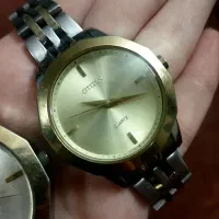 ساعت ست|ساعت|مشهد, توس (بلوار توس)|دیوار
