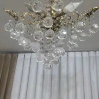 دو عدد لوستر چهار شاخه با یک عدد تک شاخه|لوستر و چراغ آویز|نهاوند, |دیوار