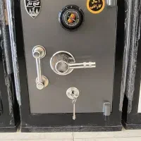 گاوصندوق ایران کاوه مدل ۱۰۰قیمت چهار ملیون تومان|فروشگاه و مغازه|سنندج, |دیوار