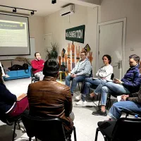 جلسات بحث آزاد انگلیسی (پنل دیسکاشن)