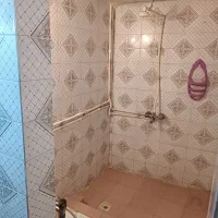 سویت نزدیک حرم 500|اجارهٔ کوتاهمدت آپارتمان و سوئیت|قم, دروازه چوبی|دیوار