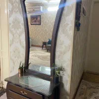 آینه و کنسول