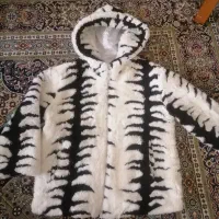 کاپشن ورق بزنید