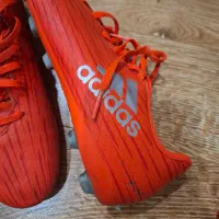 دو تا کتونی استوک آدیداس  چمنی و سالنی