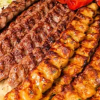 گوشت کوبیده وکوبیده مرغ آماده به سیخ