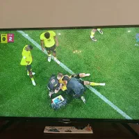 تلوزیون ۴۳ اینچ هایسنس به همراه کارتن