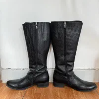 بوت چرم آفتاب|کیف، کفش، کمربند|کشاورز, |دیوار