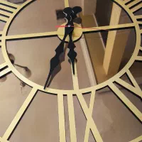 ساعت دیواری اینه ای