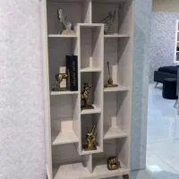 کتابخانه /ویترین
