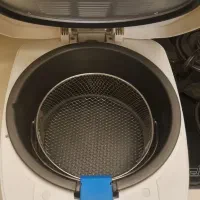 سرخ کن دو لیتری با روغن پارس استفاده نشده|اجاق گاز و لوازم برقی پخت‌وپز|شهریار, شهرک وائین|دیوار