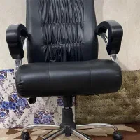 صندلی حرفه ای  مدیریت چرخشی در حد آک