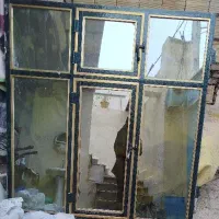 پنجره آلومینیومی با شیشه فوتو