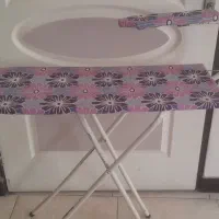 میز اتو و قاب پرده