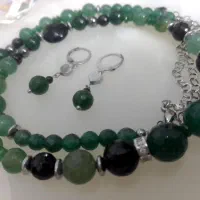 گردنبندسنگ عقیق سبز و مشکی و اونتورین