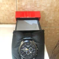 ساعت تیسوت سویسی نونو داخل جعبه سه موتوره