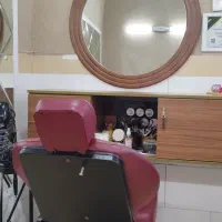 میز و صندلی آرایشگاه زنانه|آرایشگاه و سالنهای زیبایی|کردکوی, |دیوار