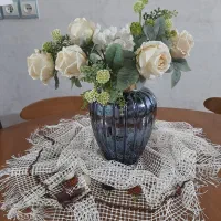 گلدان و گل مصنوعی خارجی